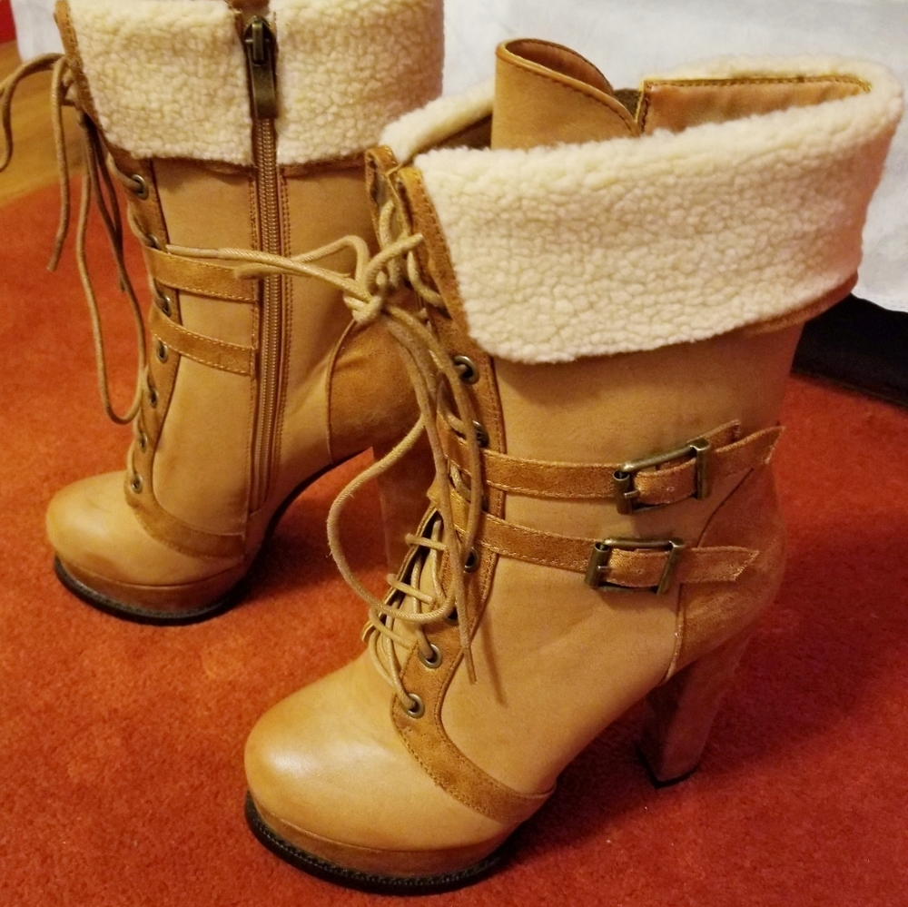 SOLD!!!! Boots for YOU!!!!!!! 😘😘